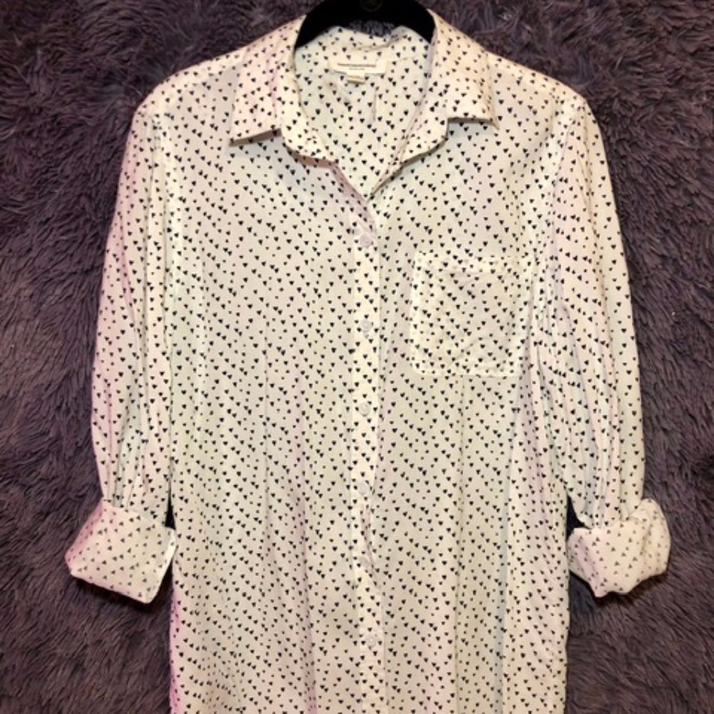 Black & White Heart Pattern Button Down